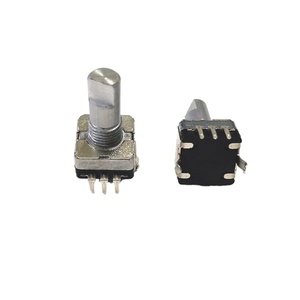 Codificadores Rotatorios de Montaje Vertical con Eje Moleteado de Metal EC11, Venta al Por Mayor del Fabricante - Product Image 1