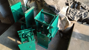 <b>Worm</b> <b>Gear</b> Hand Winch Heavy Duty Manual Winch Machine Industrial Pulling and Lifting Equipment For Industrial - Product Image 2