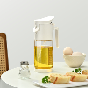 Dispenser e Spruzzatore 2 in 1 per Olio d'Oliva da 550ml, Bottiglia in Vetro con Manico per Cucina, Anti-Goccia, per Friggitrice ad Aria - Product Image 5