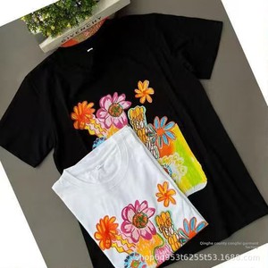 Camiseta Moderna Unisex de Manga Corta con Cuello Casual y Estampado de Grafiti, de Algodón y Poliéster, para Exportación y Comercio Exterior Transfronterizo, Nueva Colección 2025 - Product Image 3