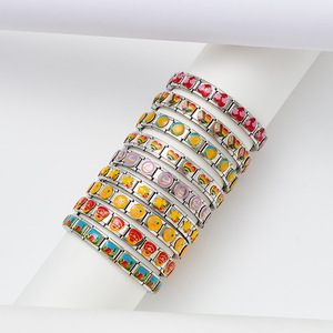 XIXI personalizado <span class=keywords><strong>de</strong></span> acero inoxidable 18K chapado en oro encanto DIY módulo reloj patrón <span class=keywords><strong>de</strong></span> dibujos animados elasticidad joyería <span class=keywords><strong>de</strong></span> moda pulseras <span class=keywords><strong>de</strong></span> cadena - Product Image 4
