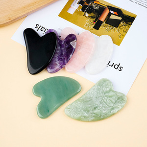Planche Gua Sha multifonctionnelle en cristal <span class=keywords><strong>de</strong></span> <span class=keywords><strong>jade</strong></span> naturel, en forme <span class=keywords><strong>de</strong></span> cœur, grattoir méridien pour le corps, <span class=keywords><strong>rouleau</strong></span> <span class=keywords><strong>de</strong></span> <span class=keywords><strong>jade</strong></span> pour beauté du <span class=keywords><strong>visage</strong></span> - Product Image 3