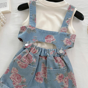 2025 estate nuovo dolce e speziato fiore con cinturino in Denim sottile <span class=keywords><strong>canottiera</strong></span> per bambini graziosa tuta a tre pezzi - Product Image 4