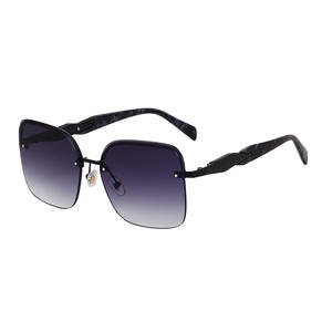 Lunettes de soleil pour hommes de style européen, monture large, verres en PC noirs, protection UV à 100 %, mode, protection solaire, utilisation en conduite - Product Image 5