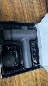 Elektrische Tiefengewebe-Perkussionsmassagepistole - 4 Köpfe, 5 Frequenzen, Typ-C Aufladbar, IPX5 Wasserdicht, Tragbares Mini-Design - Product Image 6