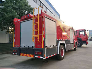 Camión de Bomberos Ligero de 8 Toneladas con Cabina de Doble Fila y Bomba para Protección Contra Incendios en Carreteras Comunitarias y Rurales - Product Image 6