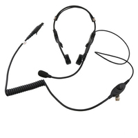 Casque PMLN4585 avec microphone/PTT compatible avec les radios bidirectionnelles.
