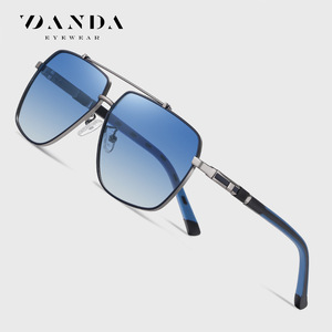 Gafas de Sol Danda con Marco Metálico, Lentes con Degradado Azul, Protección UV400, Estilo para Conducir y Viajar para Hombre - Product Image 1