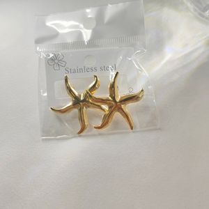 Orecchini in Acciaio Inossidabile Semplici e alla Moda, Placcati in Oro, Eleganti e Lussuosi, Resistenti allo Sbiadimento, Vendita all'Ingrosso, Design Floreale e Geometrico - Product Image 5