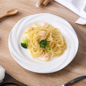 จานเซรามิกพอร์ซเลนสำหรับอาหารค่ำ ใช้กับไมโครเวฟและเครื่องล้างจานได้ ดีไซน์มินิมอลเคลือบเงา สไตล์โมเดิร์น สีขาวบริสุทธิ์ เหมาะสำหรับโรงแรมระดับไฮเอนด์ - Product Image 5