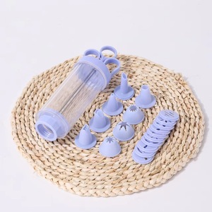 Kit de Décoration de Gâteaux et Pâtisseries : Ensemble de Douilles et Pistolet à Glaçage Nouveau Modèle - Product Image 2