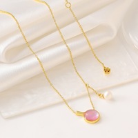 Collier en perles d'imitation Huibao pour femmes, fermoir en forme de cœur en acier inoxydable, collier de perles plaqué or, bijoux élégants et tendance, vente en gros