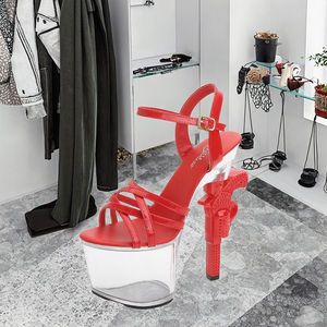 Sandales à talons aiguilles ultra-hauts en cuir verni léger, avec bride cheville croisée, argentées, de haute qualité, tendance et élégantes pour femme - Product Image 2