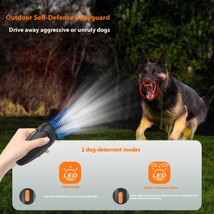 야외 초음파 개 리 펠러 LED 손전등 휴대용 전기 충격 제어 장치 자기 방어 친환경 내구성 플라스틱 - Product Image 5