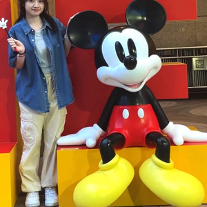 Esculturas Grandes <span class=keywords><strong>de</strong></span> <span class=keywords><strong>Mickey</strong></span> <span class=keywords><strong>Mouse</strong></span>, Estilo <span class=keywords><strong>Pop</strong></span> Art, Estatuas <span class=keywords><strong>de</strong></span> Resina para Decoración del Hogar y Exhibición Comercial - Product Image 1