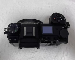 Appareil photo plein format Nikon <span class=keywords><strong>Z7</strong></span> <span class=keywords><strong>II</strong></span> d'occasion avec capteur BSI-CMOS, enregistrement vidéo 4K, écran inclinable - Product Image 3