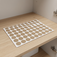 Autocollants auto-adhésifs en bois et PVC pour une meilleure protection de la table