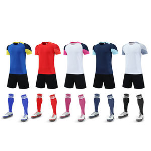 Großhandel Maßgeschneiderte Fußball-T-Shirts Fußballtrikot Fußballuniform für Herren 100% Polyester Thai-Qualität Schnelltrocknend OEM Logo Teamname - Product Image 1