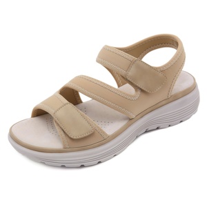 Sandales de sport et de marche confortables de luxe pour femmes avec soutien de la voûte plantaire, sangle élastique, pour la randonnée décontractée, l'extérieur et la plage - Product Image 1