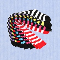 Chaussettes de football de sport mi-mollet à la mode Chaussettes hautes rayées de Noël pour femmes