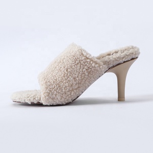 Chaussons confortables à bout carré pour femme, en fausse fourrure et laine d'agneau, talon aiguille, pour l'été et l'automne, style mode, pour l'extérieur - Product Image 2