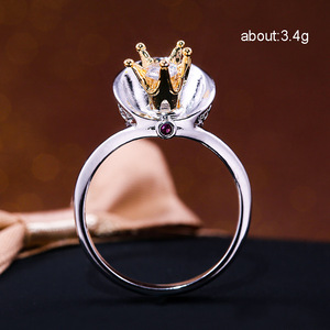 Anello a Corona Bicolore per Donne, Gioiello Elegante e Scintillante, Vendita all'Ingrosso - Product Image 5