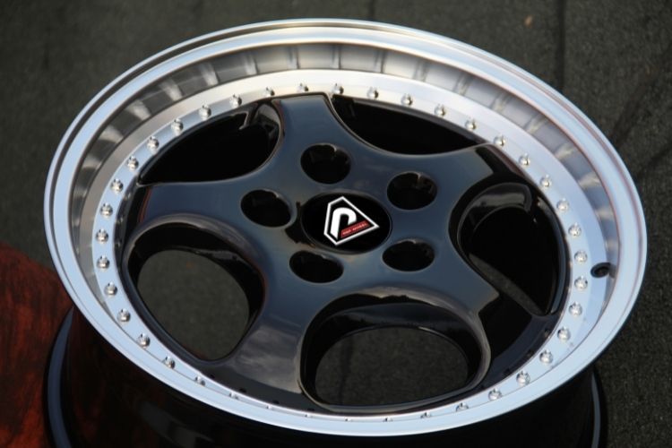 REP 879 Porsche 911 Wheels - Stylish 18inch Black Machined
