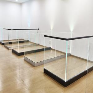 A10 a A90 Fácil de instalar Canal U Balaustrada de vidrio Garde-corps En Verre <span class=keywords><strong>Barandilla</strong></span> de vidrio sin marco Cerca de <span class=keywords><strong>balcón</strong></span> - Product Image 4