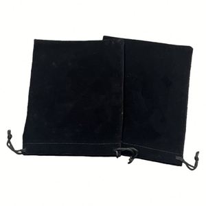 Bolsas de Terciopelo con Cordón para Regalo, Personalizadas con Logotipo, Color Negro, para Guardar Joyas - Product Image 6