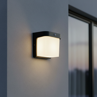 Lámpara de Pared LED con Sensor de Movimiento Cuadrado de Material PC PW1703-E27-PIR -S, Portalámparas E27, Lámpara de Pared con Sensor de Movimiento para Exteriores