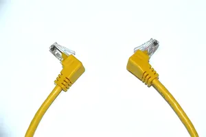 XXD Spot goods Cat5e Cable de conexión en ángulo recto 90cm cable Ethernet amarillo 24AWG Cable de red de cobre desnudo