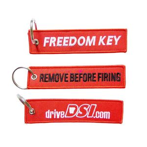 Porte-clés personnalisé multicolore avec mousqueton en métal, breloque brodée, style durable pour l'extérieur - Product Image 5