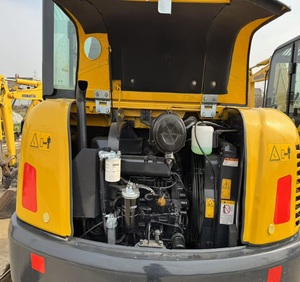 Mini-excavatrice de marque japonaise Komatsu PC56/ PC55/ PC40, 5,6 tonnes, 5,5 tonnes, 4 tonnes, moteur Komatsu S4D87E-1, godet de 0,22 m³, personnalisable - Product Image 2