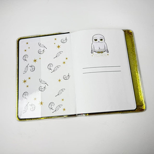 Bìa cứng mang nhãn hiệu phim hoạt hình Cuốn Sách Nhỏ PU tùy chỉnh văn phòng khâu Dễ thương Máy tính xách tay tùy chỉnh Shaker Nhật Ký máy tính xách tay B5 A6 với logo - Product Image 4