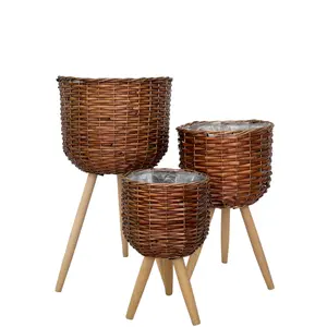 Good Sell New Designer Grass Rope Wood Planters Basket Flowerpot With 3 Timber Toe And Plastic Lining