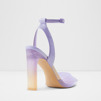 Sandales et tongs pour femmes, dernières tendances, personnalisées, élégantes, populaires, chaussures à talons hauts, escarpins