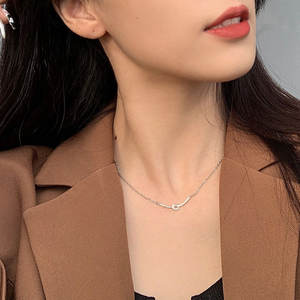 Collier ras de cou en argent massif S925 avec pendentif en forme de cœur, diamant unique, diamant artificiel, zircon, chaîne de clavicule tendance - Product Image 4