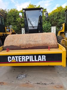 Rodillo de Neumáticos CAT Usado Barato CS683 (CS-683E/CS683) de Tambor Único con Componente Central de Bomba, Modelo 2017, Buen Estado - Product Image 3