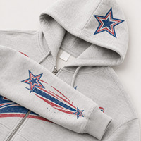 Ensemble de survêtements deux pièces de haute qualité pour hommes, style streetwear, en coton épais, avec impression DTG vintage, comprenant un sweat à capuche zippé et un pantalon de survêtement
