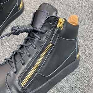 Zapatos informales <span class=keywords><strong>de</strong></span> alta calidad para hombre y mujer, zapatillas altas <span class=keywords><strong>de</strong></span> cuero auténtico, tenis Unisex GZ 35-48, zapatos deportivos <span class=keywords><strong>de</strong></span> marca <span class=keywords><strong>de</strong></span> lujo 0081 - Product Image 5