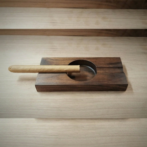 Cenicero de Madera Premium, Accesorio Decorativo para Fumar - Product Image 1