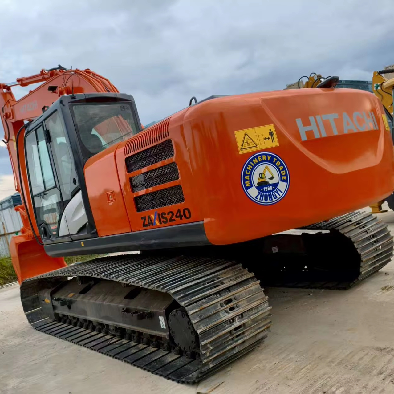 Order Online Hitachi Zaxis 200 1k+ | Alibaba.com