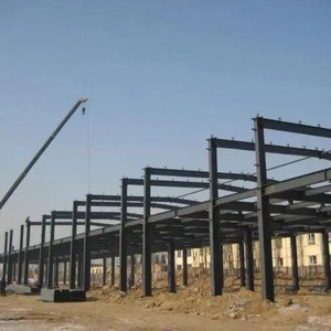 Strutture Prefabbricate in Acciaio, Capannoni Metallici, Officine e Case in Acciaio con Rinforzo a Montanti in Acciaio - Product Image 6