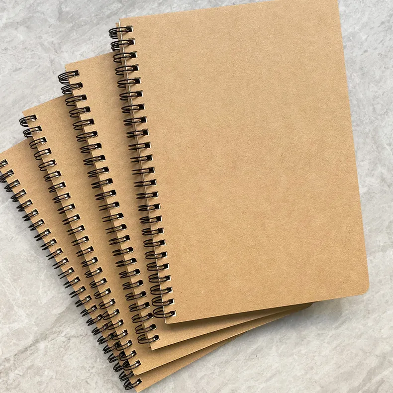 Groothandel Custom Hardcover Bulk Notebook A6 A5 A4 A3 Formaat Kraftpapier Spiraal Gepersonaliseerde Notebook