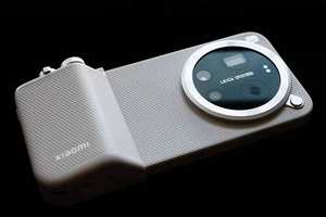 Xia0mi 17 Ultra Édition Leica 6,9 pouces 1,5K 120Hz AMOLED SD 8 Elite Gen 5 Android 16 6800mAh Appareil photo 200MP Smartphone phare 5G - Product Image 3