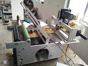 Round Bottle Labeling Machine with Code Printing Function - Product Image 2