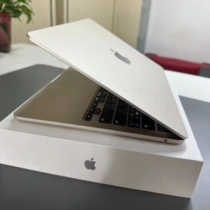MacBook Air 13 รุ่นใหม่ Apple M3 16GB 512GB 13.6 นิ้ว สำหรับระบบปฏิบัติการ Sonoma กราฟิก 8 คอร์ ระบบสแกนลายนิ้วมือ คีย์บอร์ดเรืองแสง - Product Image 1