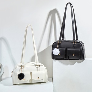 Borse a Spalla Vintage Boho di Alta Qualità per Donne, Grande Capacità, Borse per Fotocamere di Lusso Leggero, in Pelle PU <span class=keywords><strong>con</strong></span> Pompon in <span class=keywords><strong>Pelliccia</strong></span> e Doppi Manici - Product Image 3