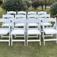 Chaises de mariage modernes pliables en plastique blanc, résine pliante rembourrée, Wimbledon chaises événement jardin extérieur chaise d'hôtel