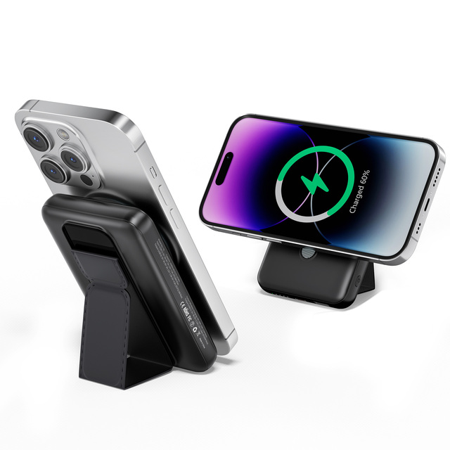 Ultra-Thin Portable Large Capacity 10000mAh USB-C Charger 22.5W Fast Charge Hidden Stand Magnetic Wireless Charging Power Banks